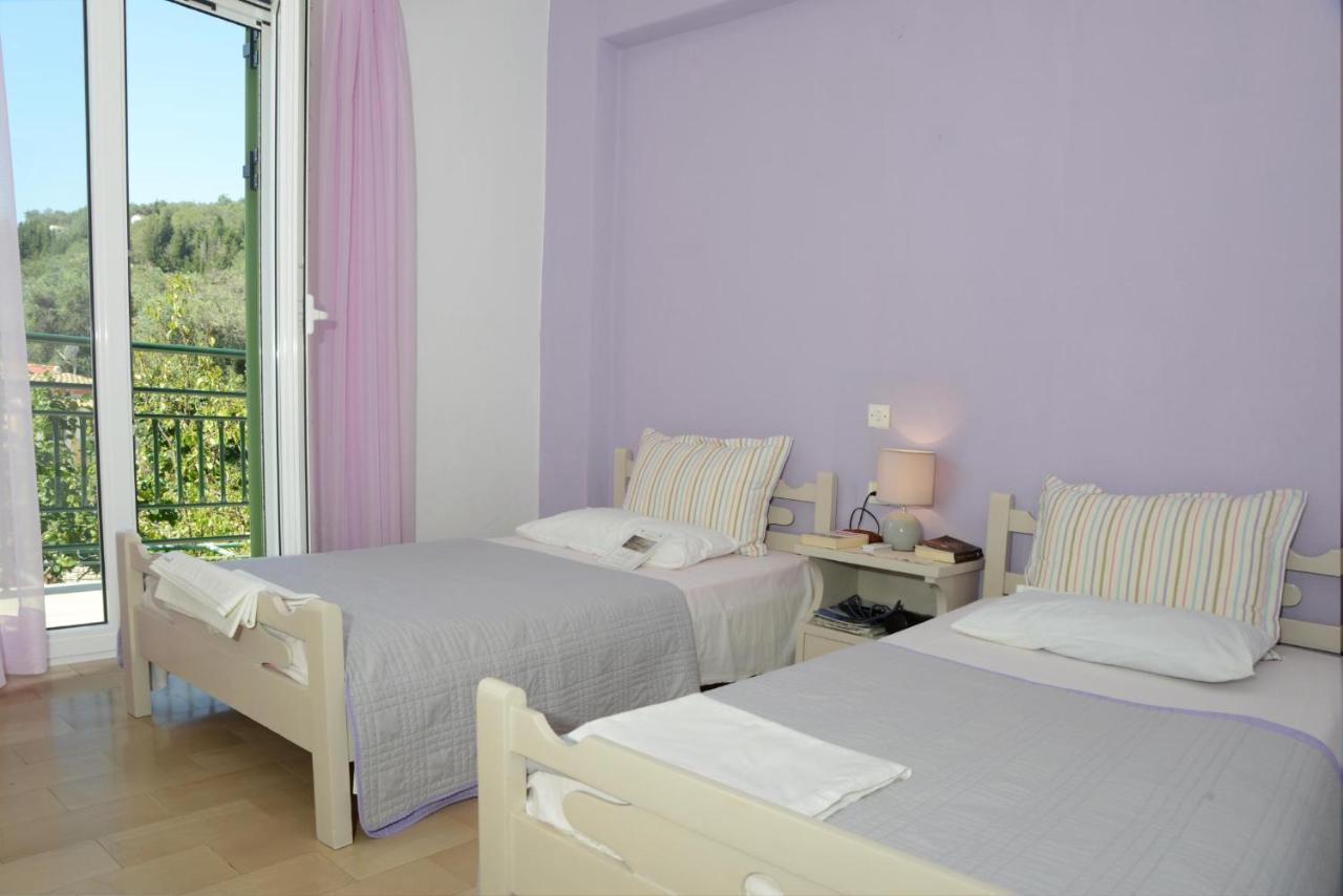 Penelope - Loggos Apartments Longos  Ngoại thất bức ảnh